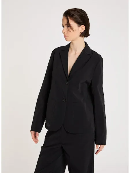 Lis Lareida Athleisure Blazer in Black