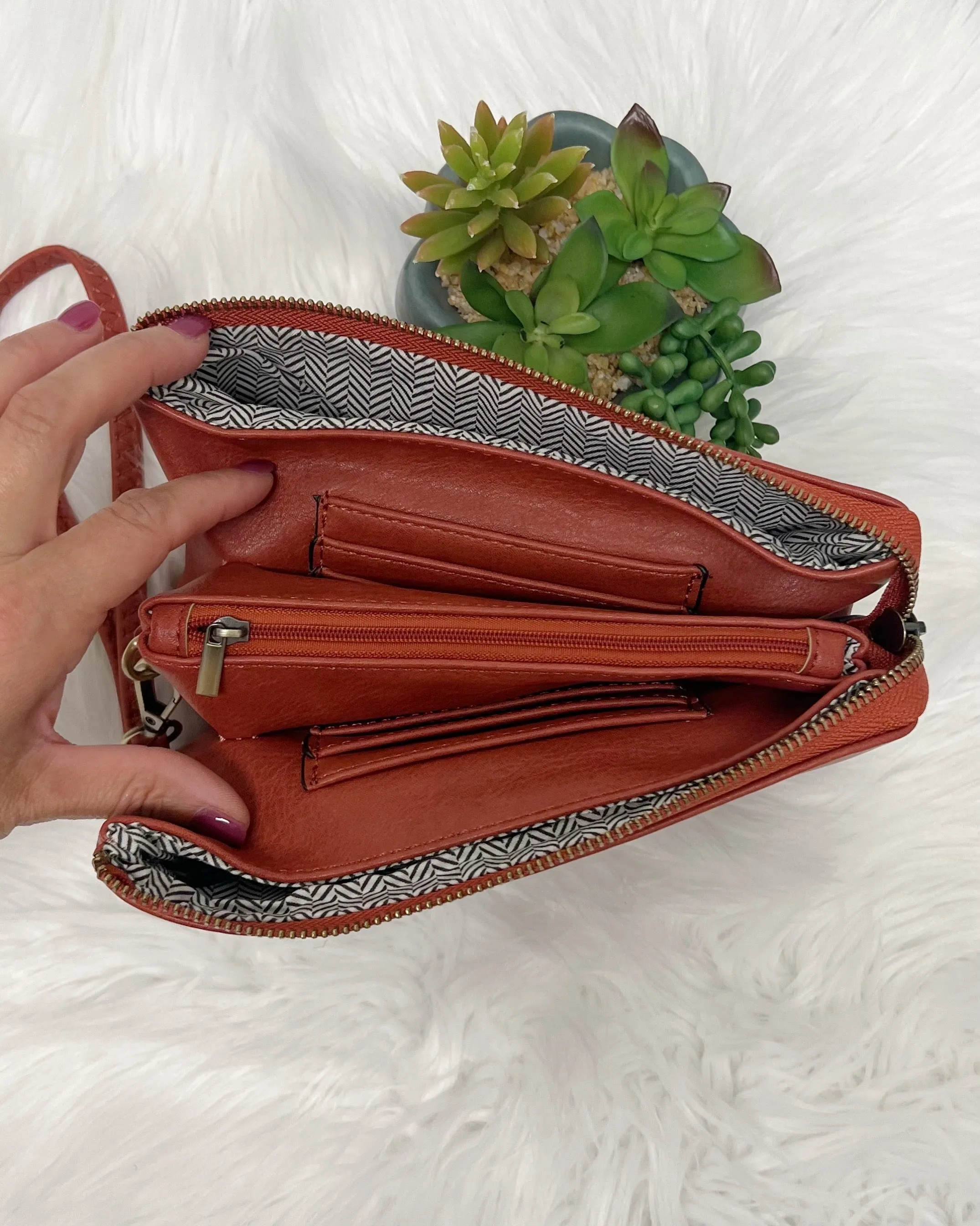 Riley Crossbody/Wristlet in Rust FINAL SALE